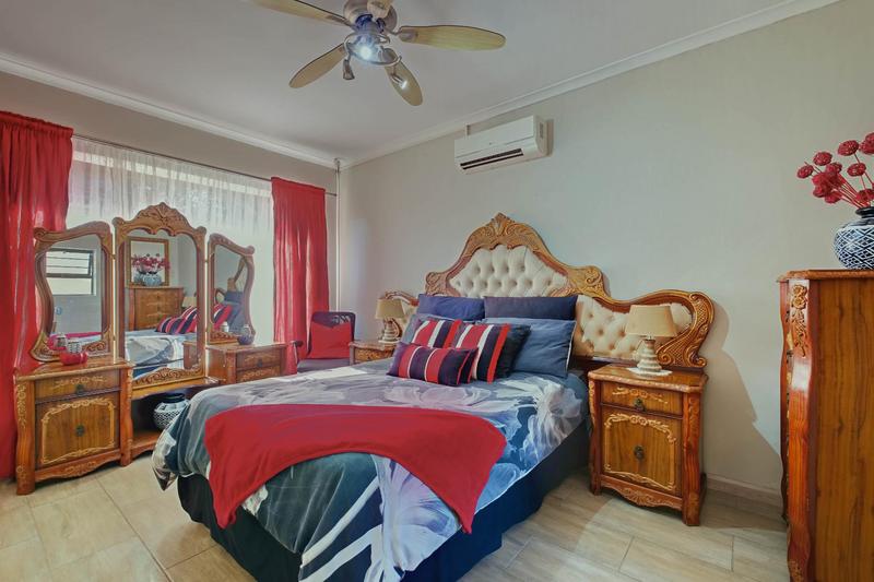 3 Bedroom Property for Sale in Walmer Downs Eastern Cape